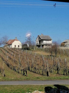 Bild 3 - 1 Zimmer Einfamilienhaus in Rezi