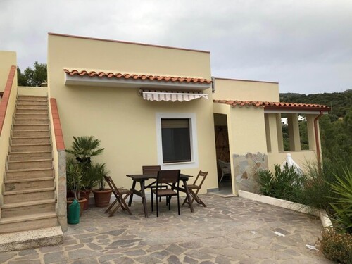 Bild 2 - 7 Zimmer Einfamilienhaus zum Kaufen in Quartu SantElena