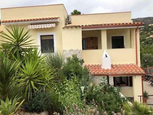 Bild 4 - Einfamilienhaus mit 250,00 m² in Quartu SantElena zum Kaufen