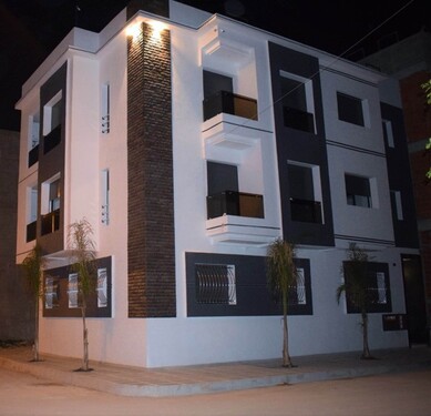 Bild 2 - 8 Zimmer Etagenwohnung zum Kaufen in Fes