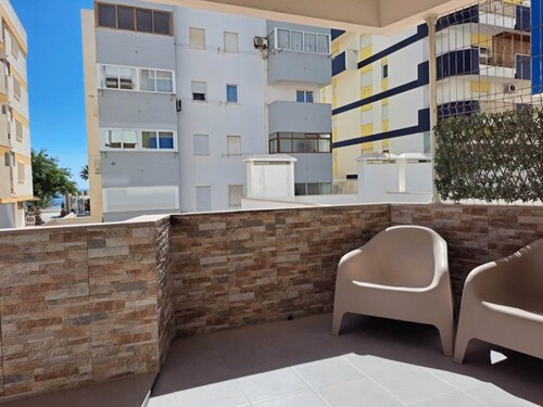 Bild 2 - 1 Zimmer Etagenwohnung zum Kaufen in Armação de Pêra