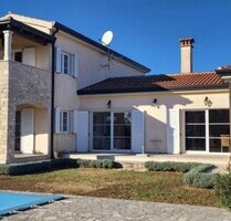 ISTRIEN 240m2 Privatvilla Pool mit 4000m2 Grund - Rovinj
