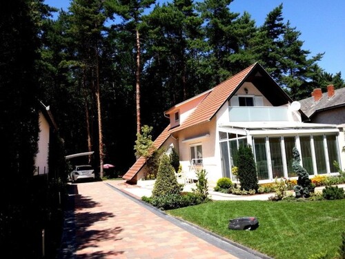 Bild 1 - Kuriosum am See in TATA - 202.000,00 EUR Kaufpreis, ca.  110,00 m² Wohnfläche