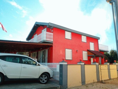 Bild 1 - TOP Haus in Karin Gornji am Meer (Kreis Zadar), Grad Obrobva