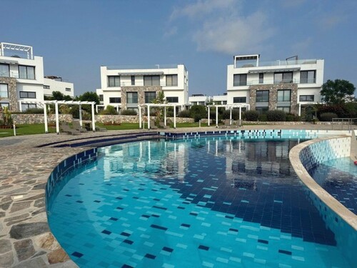Bild 1 - Penthouse am Meer - 230.000,00&nbsp;EUR Kaufpreis, ca.&nbsp; 150,00&nbsp;m&sup2;&nbsp;Wohnfl&auml;che