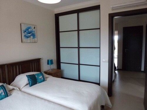 Bild 4 - Etagenwohnung mit 95,00 m² in Lagoa zum Kaufen