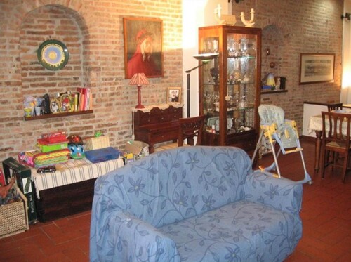 Bild 2 - 5 Zimmer Etagenwohnung zum Kaufen in Lucca LU