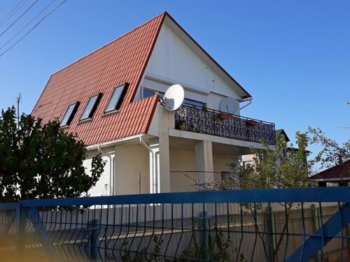 Bild 1 - Wunderschönes Haus mit eigenem Pool, Sauna, Garten, Grilleck