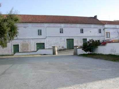 Bild 1 - Kinogebäude mit Wohnhaus auf 1600m2 Grundstück