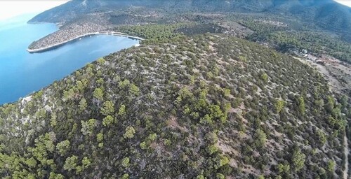 Bild 2 - Grundstück zum Kaufen in Katakali Korinth