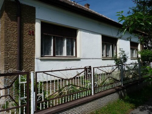 Bild 1 - Einfamilienhaus zum Verkauf in der Nähe des Plattensees