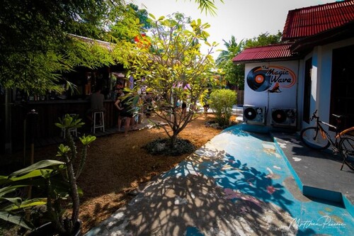 Bild 1 - 2 Villen auf 1.700 Grundstück zum Verkauf