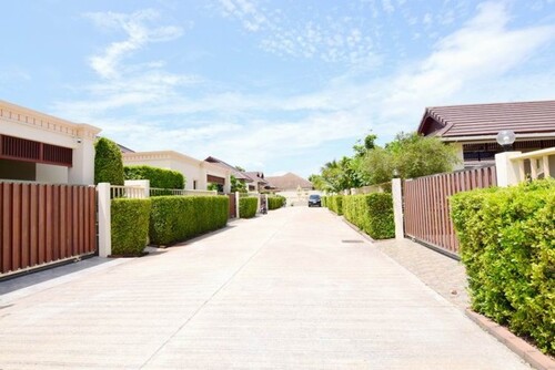 Bild 1 - Traumvilla im Bali-Style, Hua Hin Thailand