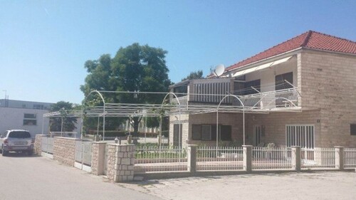 Bild 1 - Wunderschönes Haus in Opuzen - 240.000,00 EUR Kaufpreis, ca.  267,00 m² Wohnfläche