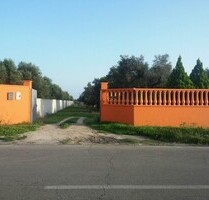 Haus auf großem Grundstück - 95.000,00 EUR Kaufpreis, ca.  45,00 m² Wohnfläche in San Donaci (PLZ: 72025)