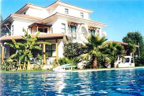 Bild 1 - KirisKemer: Luxusvilla zu verkaufen