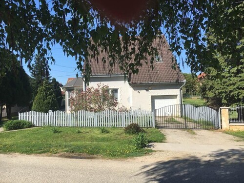 Bild 1 - Luxuriöses Einfamilienhaus in Ungarn zu verkaufen