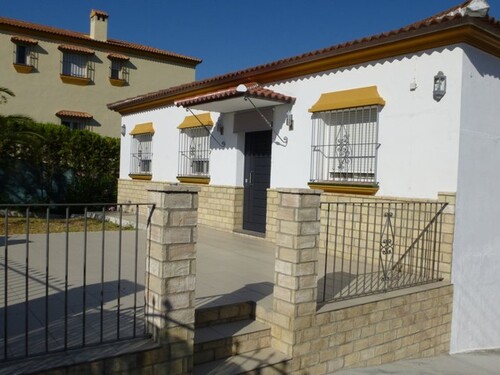 Bild 2 - 3 Zimmer Einfamilienhaus zum Kaufen in Castilblanco de los arroyos Sevilla