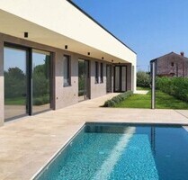 ISTRIEN Neubau Bungalow 150m2 mit Pool und Garten - Pula