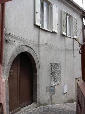 Bild 1 - Schönes Reihenhaus in Liberi - 68.000,00 EUR Kaufpreis, ca.  230,00 m² Wohnfläche