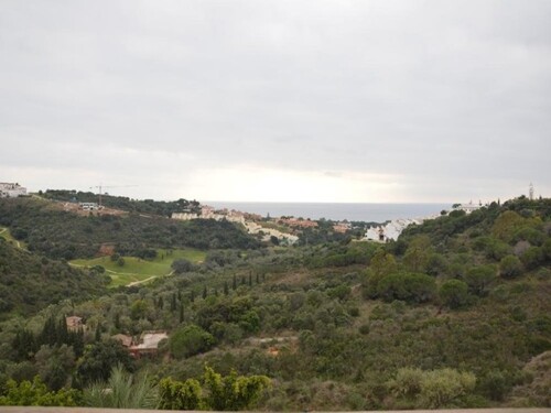 Bild 2 - 3 Zimmer Etagenwohnung zum Kaufen in Marbella