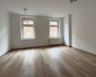 2-Zimmer Hochparterre Wohnung gut geschnitten - Zwickau