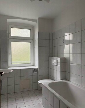 Bild 4 - Mehrfamilienhaus, Wohnhaus mit 40,00 m&sup2; in Zwickau zum Kaufen