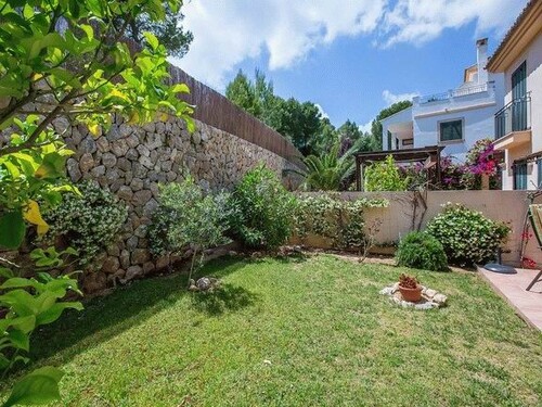 Bild 1 - Charmante Doppelhaushälfte auf dem Golplatz von Andratx