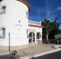 Villa mit Turm - 320.000,00&nbsp;EUR Kaufpreis, ca.&nbsp; 217,00&nbsp;m&sup2;&nbsp;Wohnfl&auml;che in Miami Playa (PLZ: 43892)