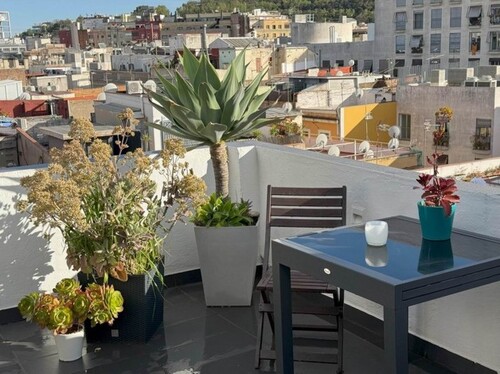 Bild 2 - 2 Zimmer Etagenwohnung zum Kaufen in Barcelona