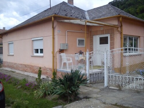 Bild 1 - Wohnhaus in Südungarn, in der Nähe Pécs, zu verkaufen