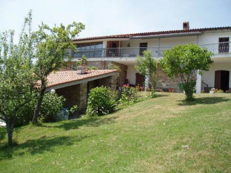 Bild 2 - 15 Zimmer Einfamilienhaus zum Kaufen in Gubbio