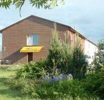 Reiterhof mit Pension, Gaststaette und Stall fuer 20 Pferde - Bronków