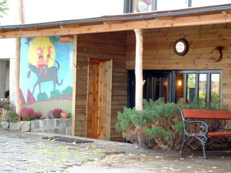 Bild 2 - 14 Zimmer Einfamilienhaus zum Kaufen in Bronków