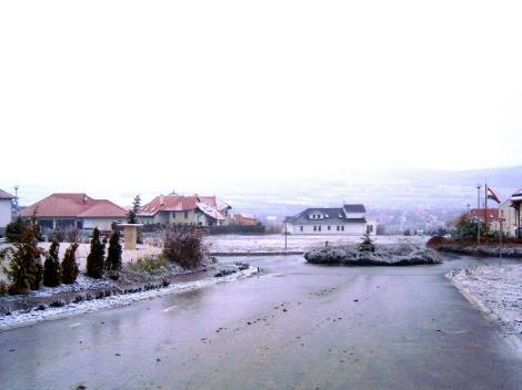 Bild 1 - Baugrund in einem Luxus-Wohnpark bei Budapest