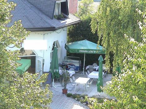 Bild 2 - 4 Zimmer Einfamilienhaus zum Kaufen in Jesenice na Dolenjskem