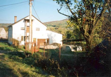 Bild 1 - Billige Betriebsgebäude mit Grundstück