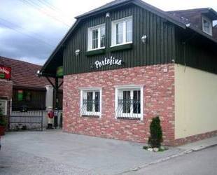 Gemütliche Pension mit Restaurant in lukrativer Lage - Teplicka nad Vahom