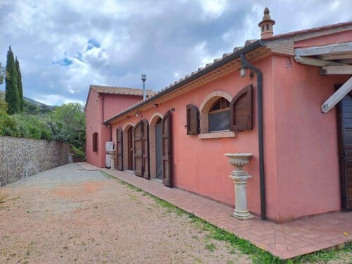 Bild 2 - 5 Zimmer Einfamilienhaus zum Kaufen in Castagneto Carducci