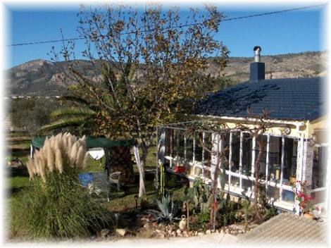 Bild 3 - 4 Zimmer Einfamilienhaus in Onil / Alicante Espania