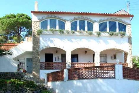 Bild 2 - 9 Zimmer Einfamilienhaus zum Kaufen in Pals