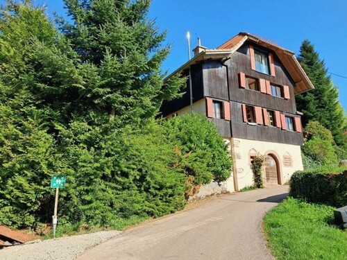 Bild 1 - Ehemaliger Bauernhof Wald Wiese 31ha
