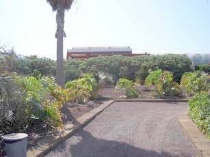 Bild 1 - Modernes Architektenanwesen mit orginellem Park