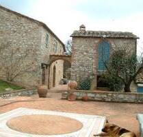 Toskanische Villa - 1.300.000,00 EUR Kaufpreis, ca.  350,00 m² Wohnfläche in Rapolano (PLZ: 53040)