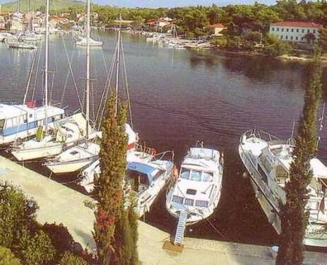 Bild 4 - Einfamilienhaus mit 670,00 m² in Insel Hvar zum Kaufen
