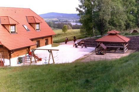 Bild 3 - 15 Zimmer Einfamilienhaus in CZ- Nova Pec