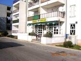 Bild 1 - Restaurant mit Terasse und Parkplatz