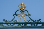 Bild 1 - Großzügige Villa mit Pool mitten eines parkähnlichen Grunds