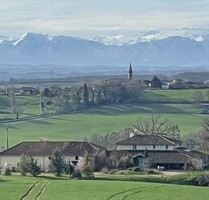 Herrenhaus mit Innenpool auf 2 ha Land - Simorre