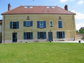 Bild 1 - Anwesen und Geschäftsgebäude zwischen Paris und Reims